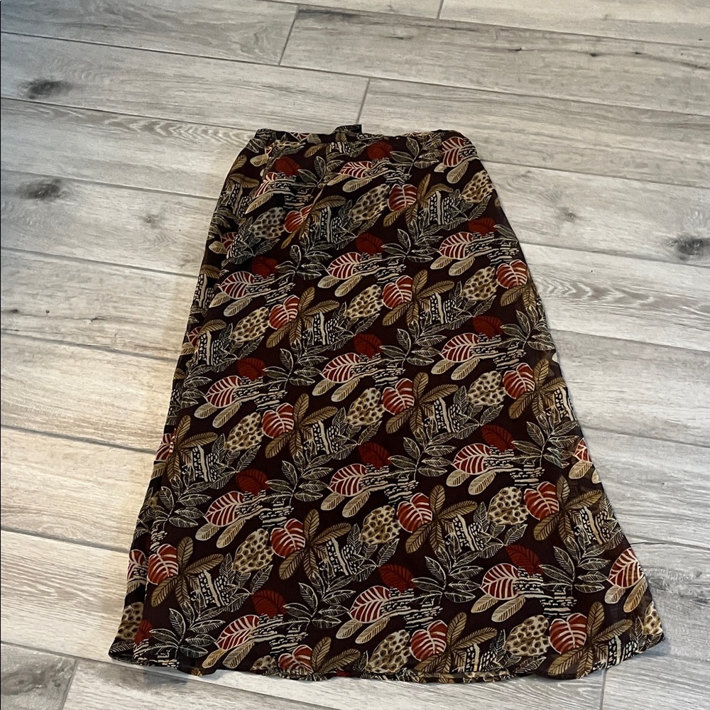 Allison Taylor Silk 
Multicolor Leaf Print Maxi Skirt